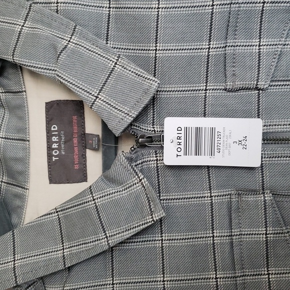 Torrid Super Soft Denim Zip Front Jacket Gray Plaid - Size 3X - Picture 10 of 14